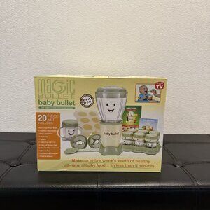 Brand New Magic Bullet Baby Bullet Food Maker Blender Processor 20 Piece Set